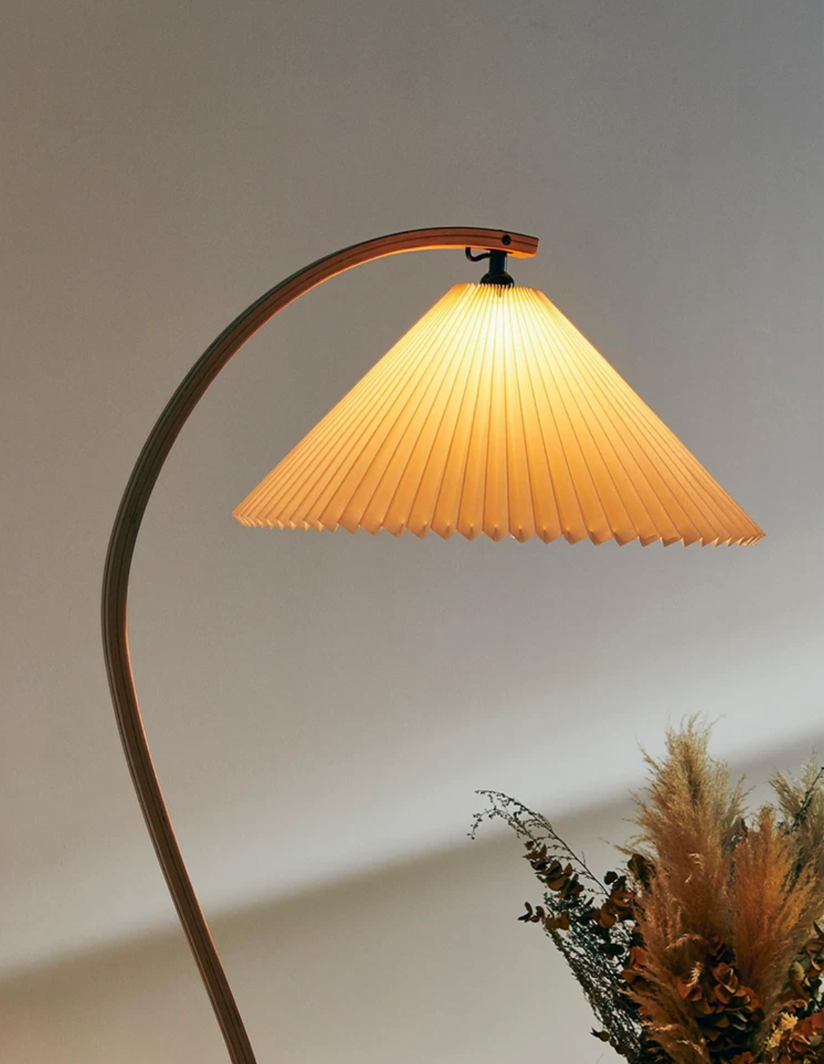 Floor Lamp 2