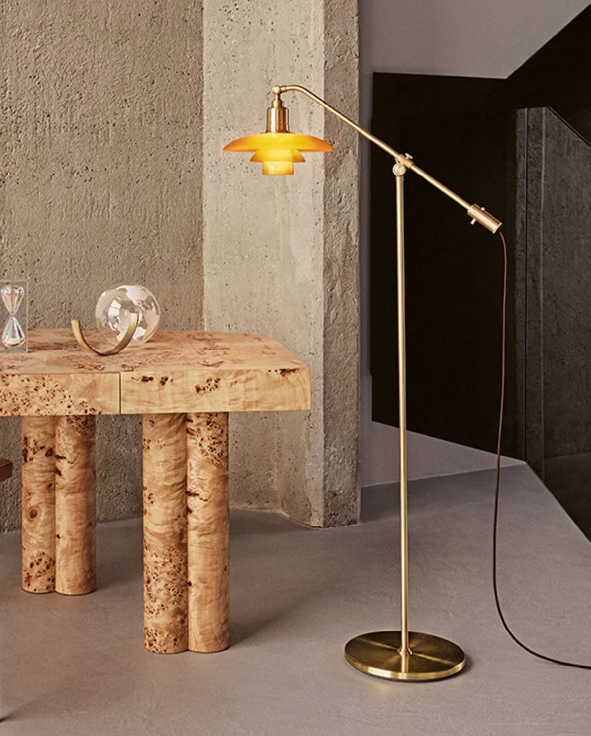Floor Lamp 1